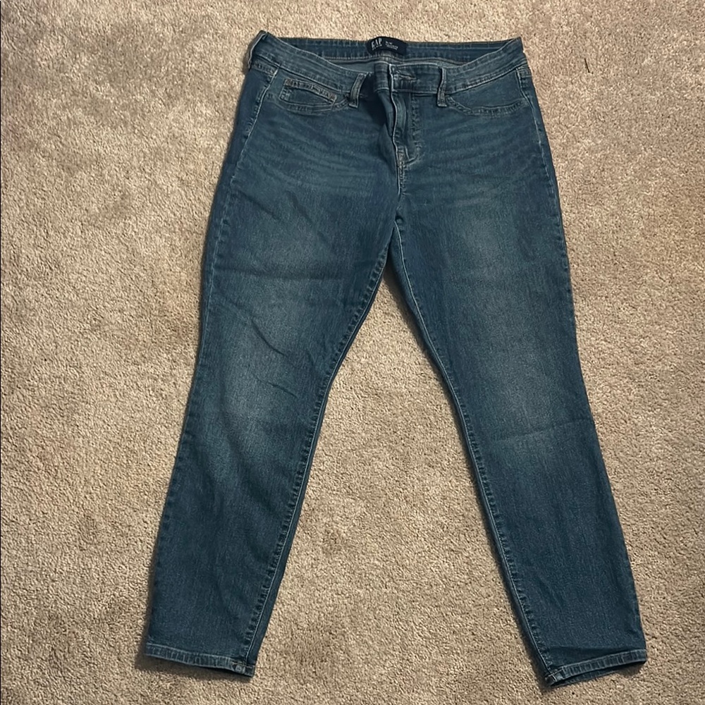 ‼️SALE‼️GAP Favorite Jeggings